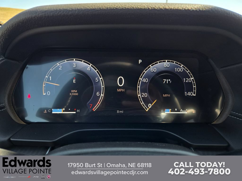 New 2025 Jeep Grand Cherokee Altitude AWD/4WD image 18
