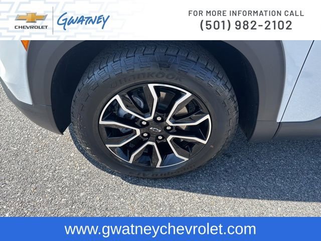 Used 2025 Chevrolet TrailBlazer ACTIV w/ Convenience Package image 9