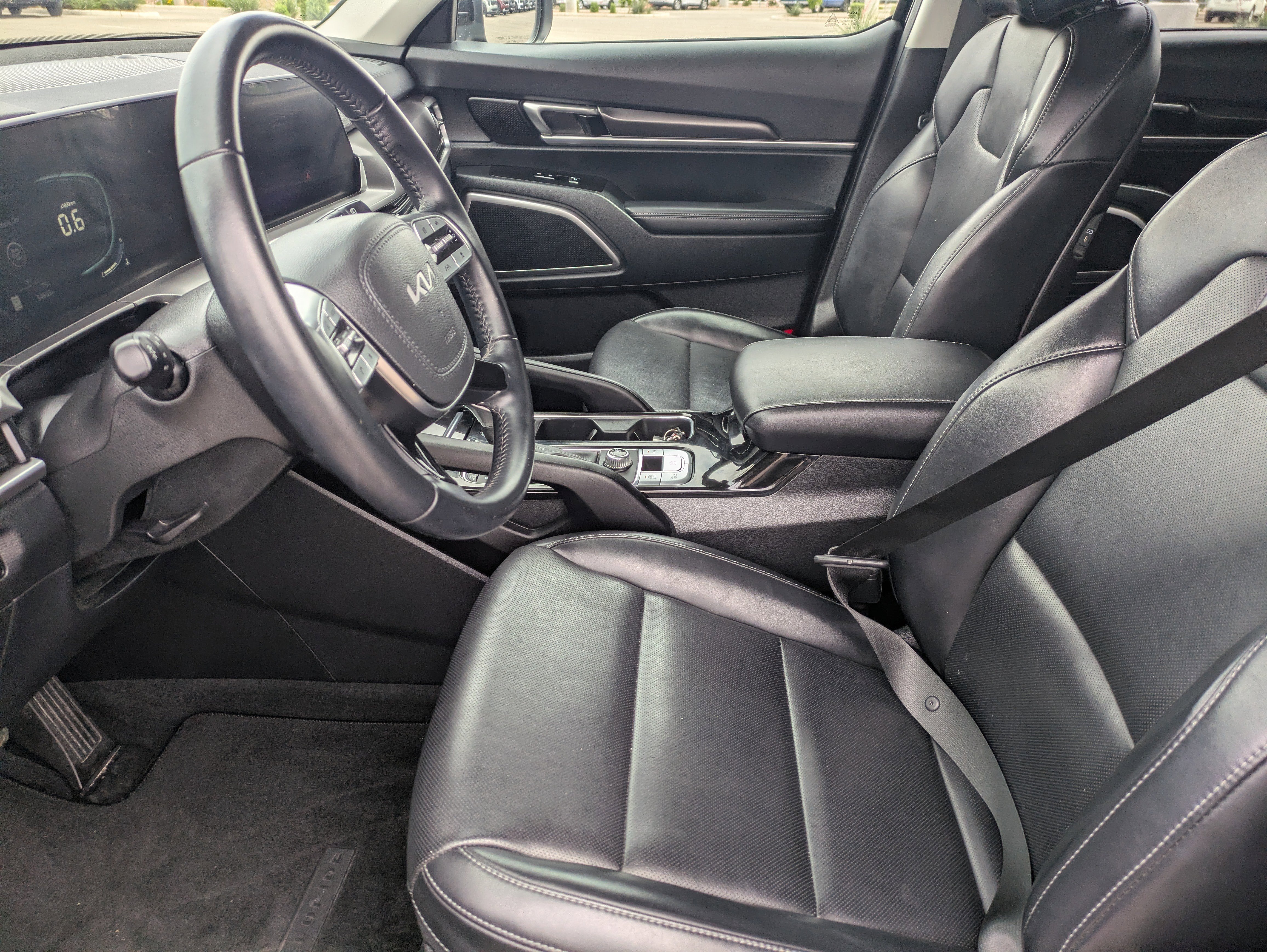 Used 2025 Kia Telluride S FWD image 26