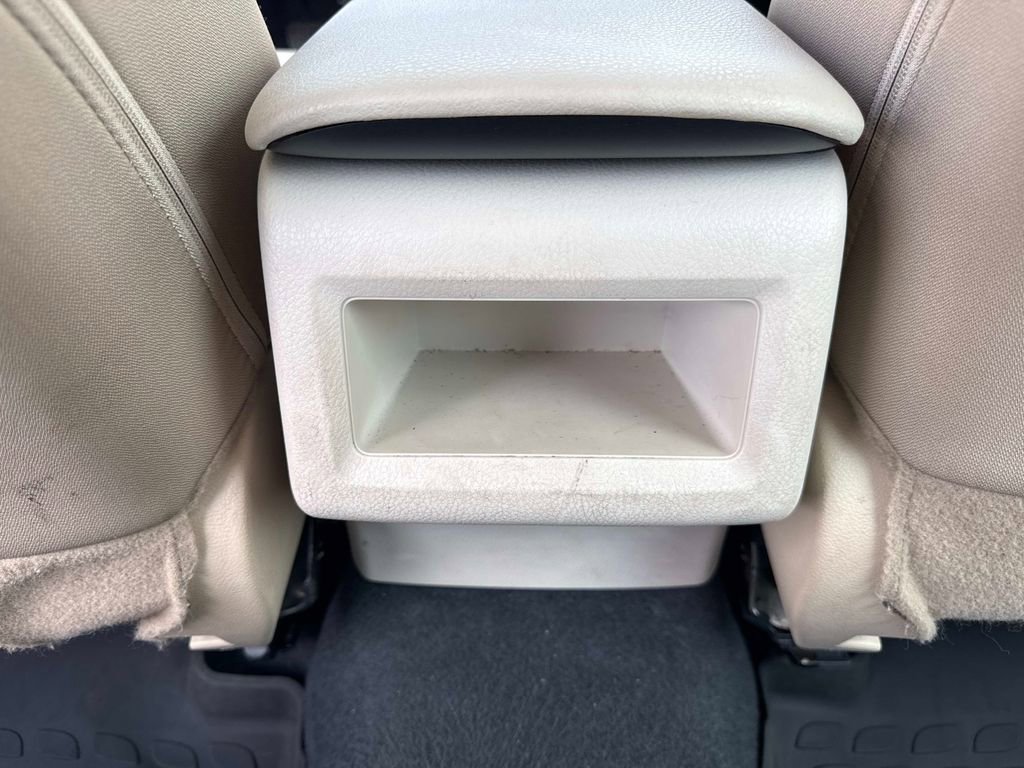 Used 2024 Toyota Camry LE w/ Convenience Package image 15