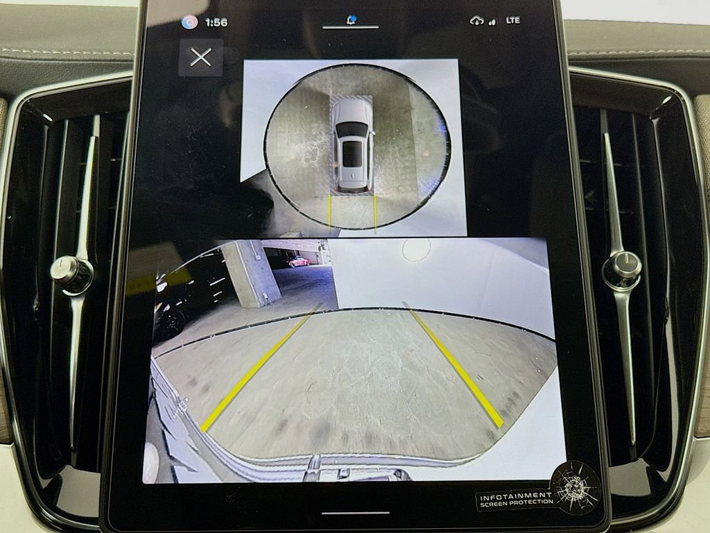 New 2026 Volvo XC90 B6 Plus w/ Protection Package Premier image 13
