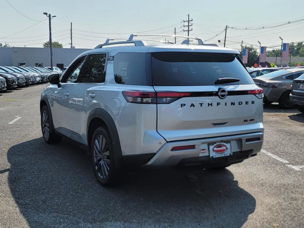Used 2023 Nissan Pathfinder SL w/ Lighting Package (N92) AWD/4WD image 7