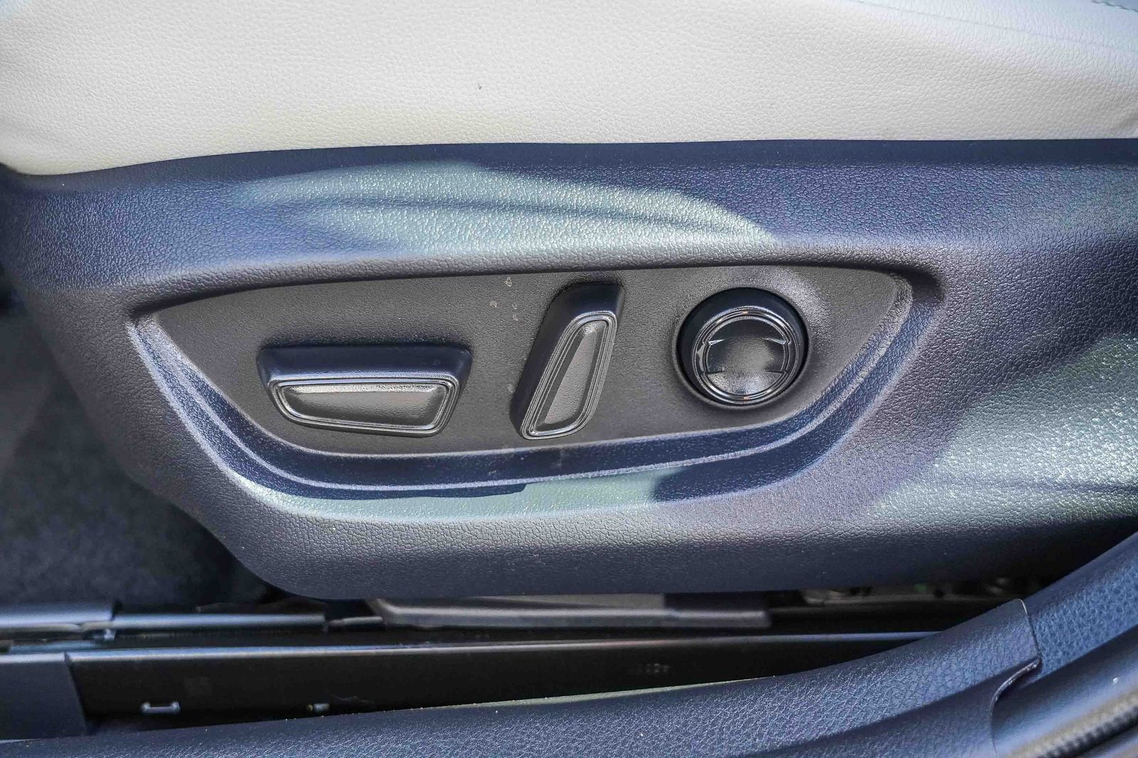 Certified 2026 Toyota Camry XLE w/ Premium Package image 27