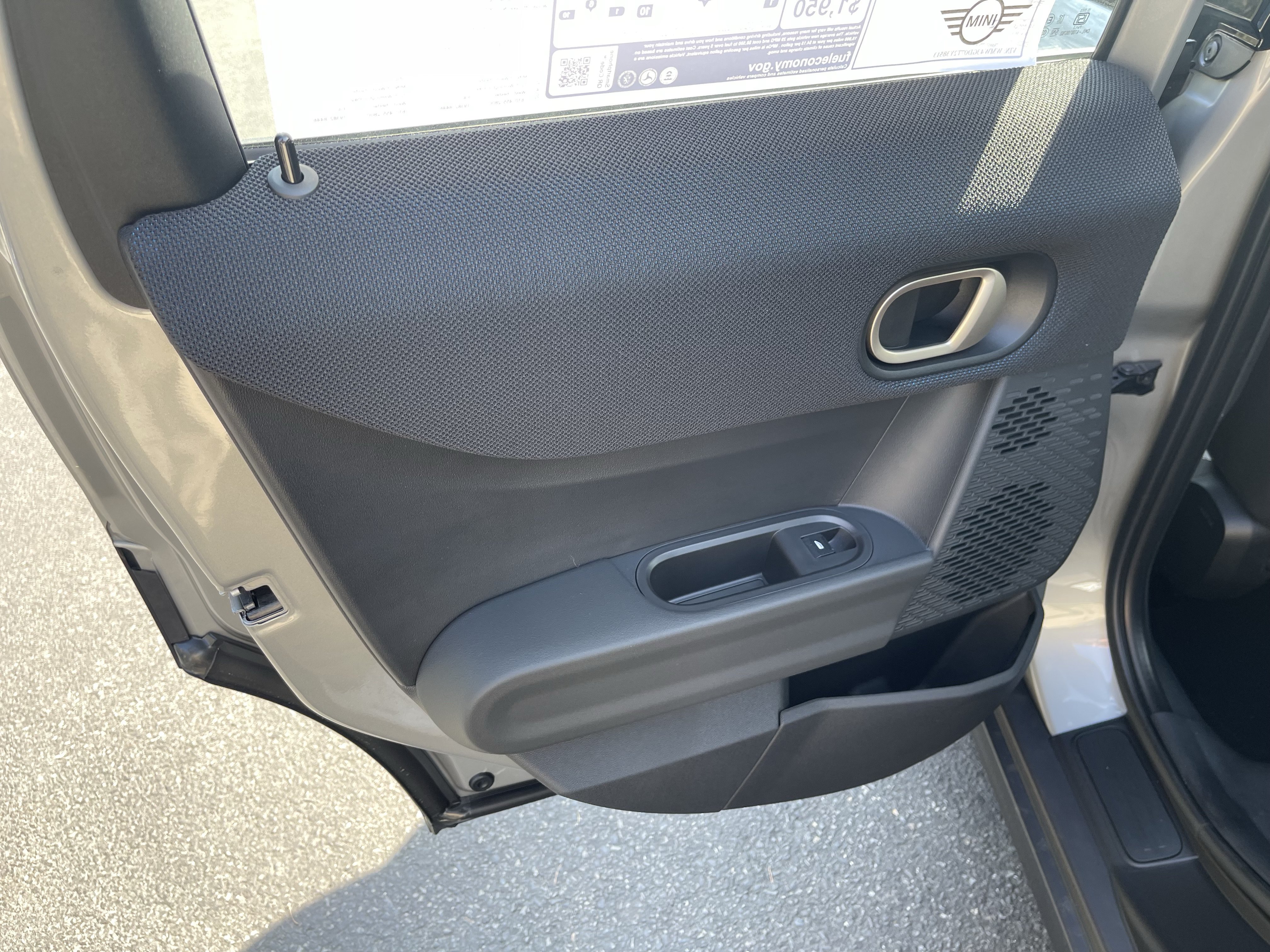 New 2026 MINI Cooper 4-Door Hardtop FWD image 13