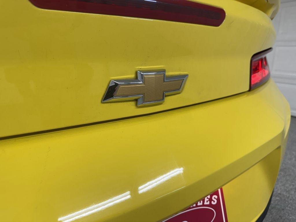 Used 2017 Chevrolet Camaro SS image 7