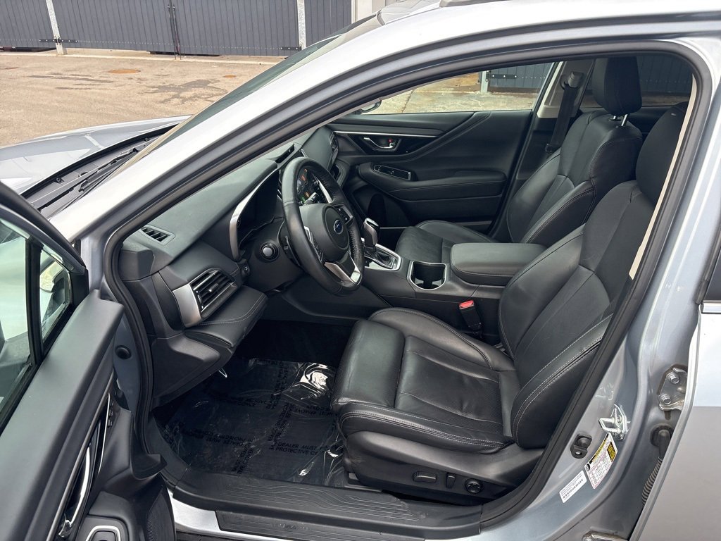 Used 2023 Subaru Outback Limited image 9