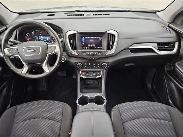 Used 2024 GMC Terrain SLE image 13
