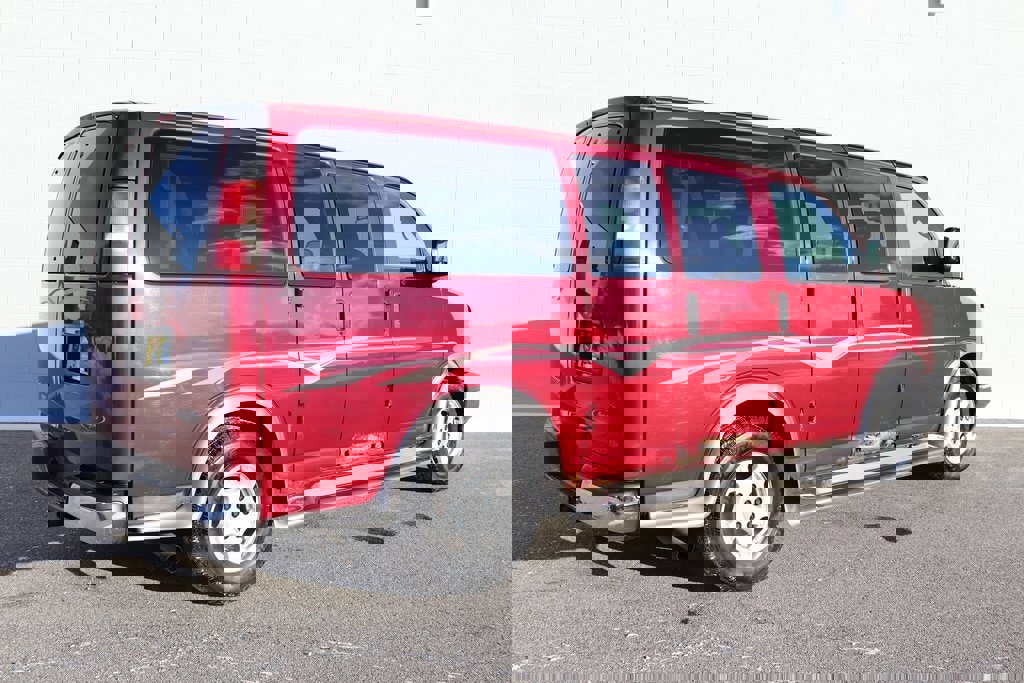 Used 2007 Chevrolet Express 1500 w/ Preferred Equipment Group image 47