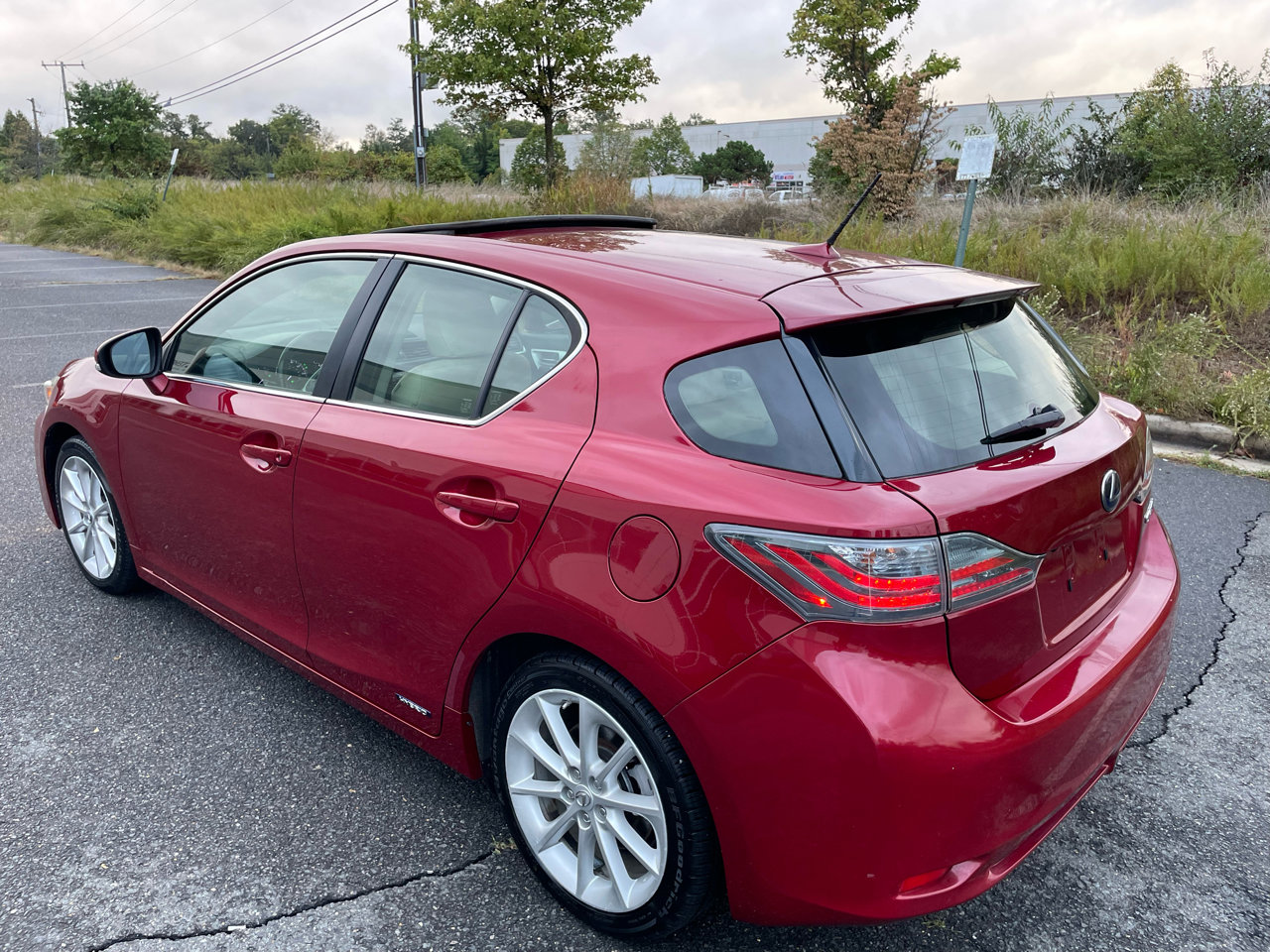 Used 2013 Lexus CT 200h image 2