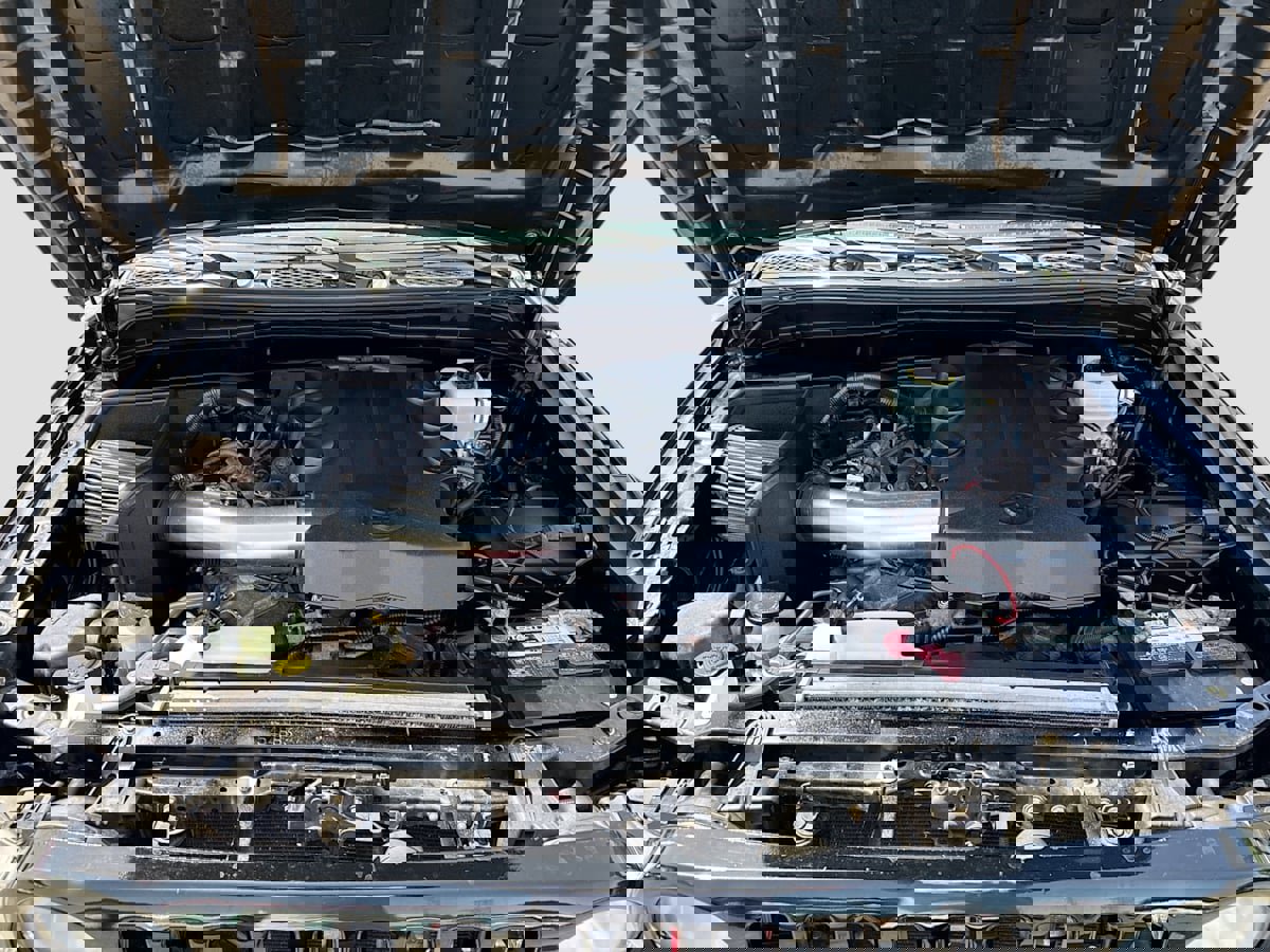 Used 2013 Toyota FJ Cruiser 4WD image 28