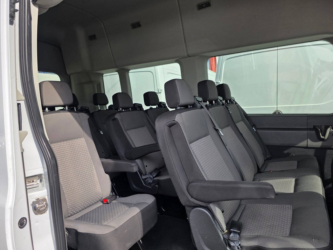 Used 2024 Ford Transit 350 XLT RWD image 12