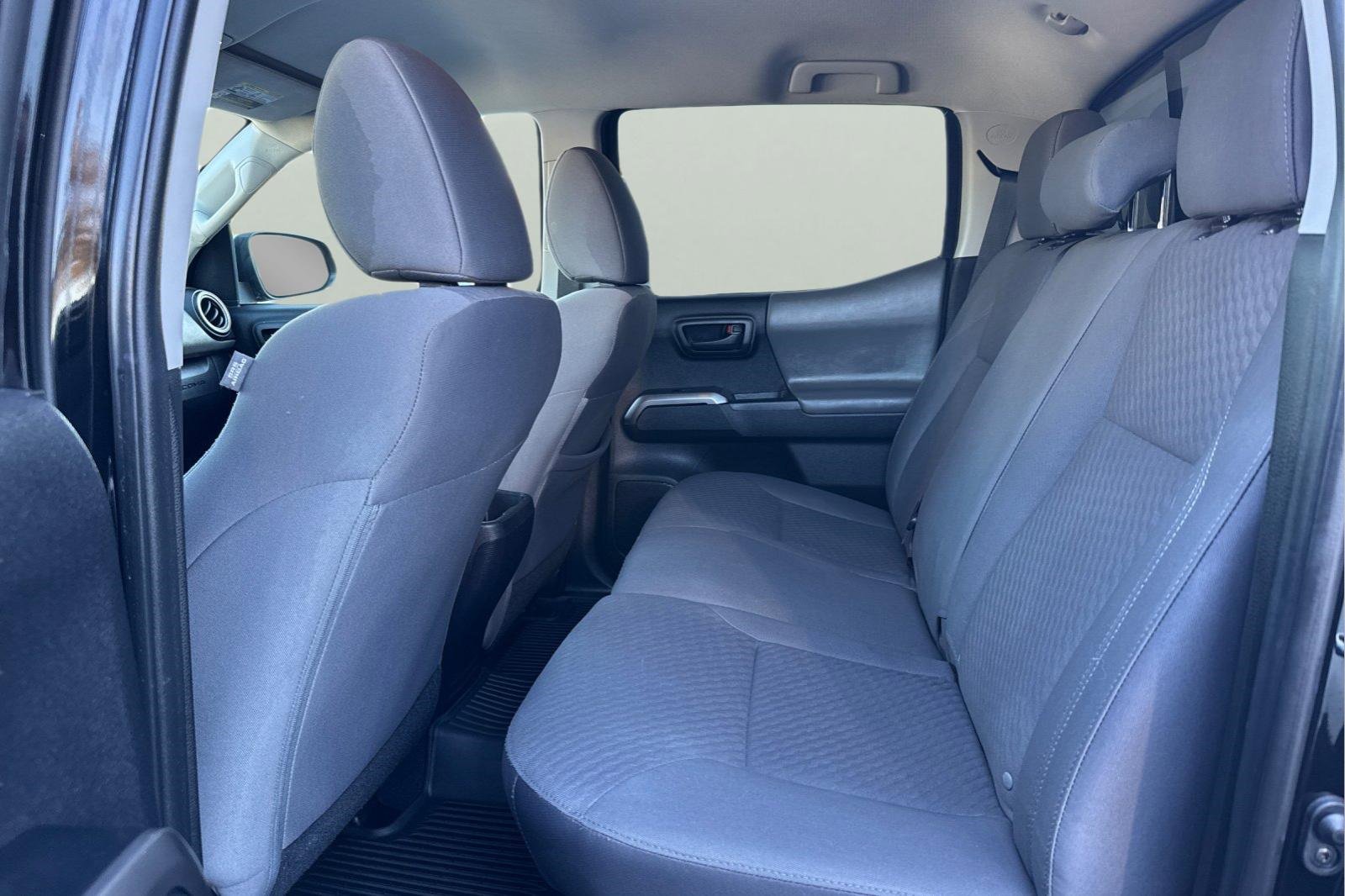 Certified 2021 Toyota Tacoma SR5 image 6