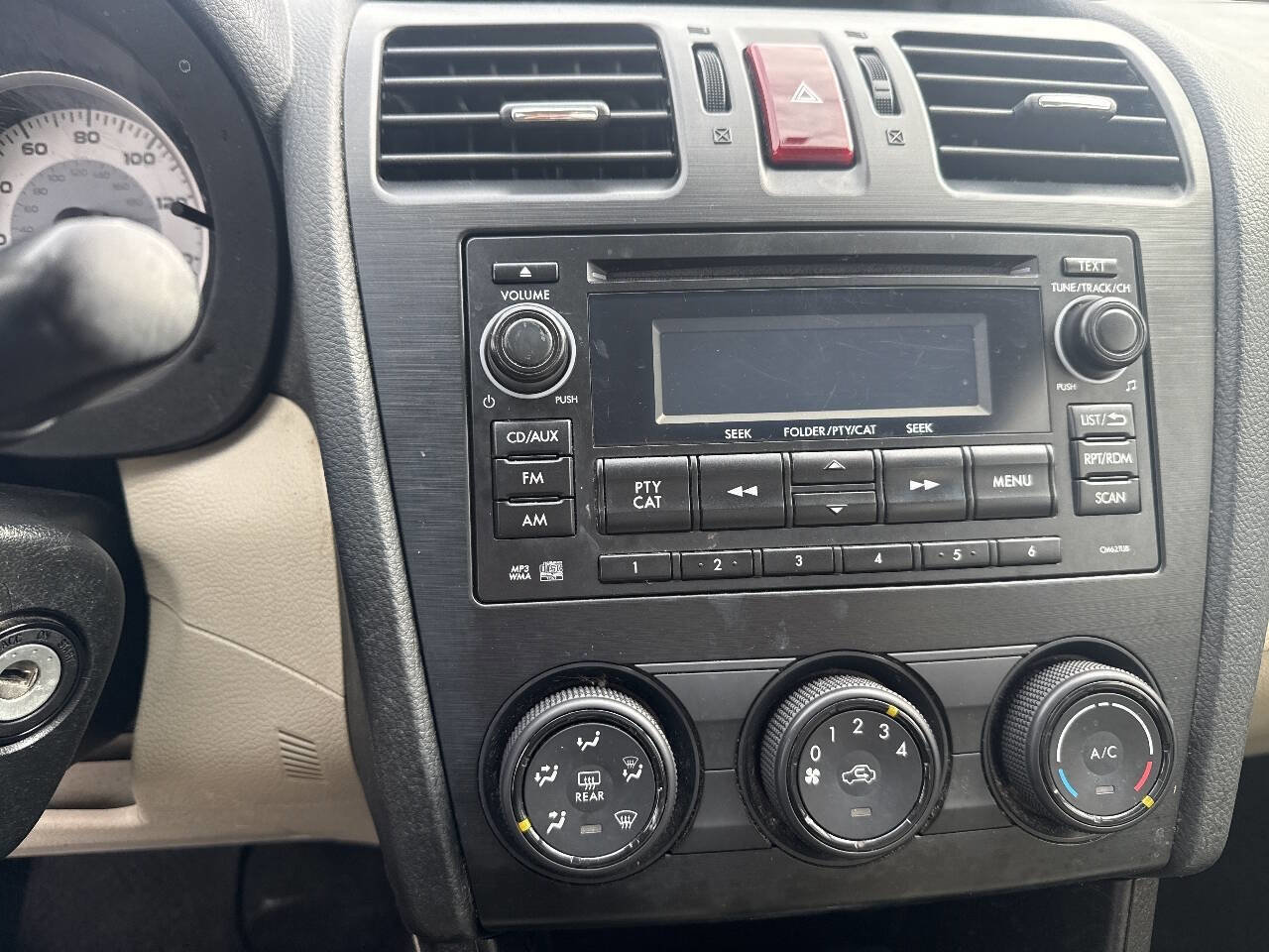 Used 2013 Subaru Impreza 2.0i image 16