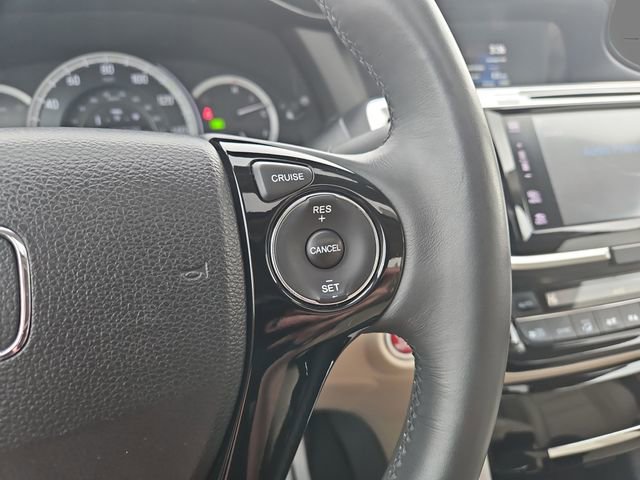 Certified 2017 Honda Accord EX-L image 21