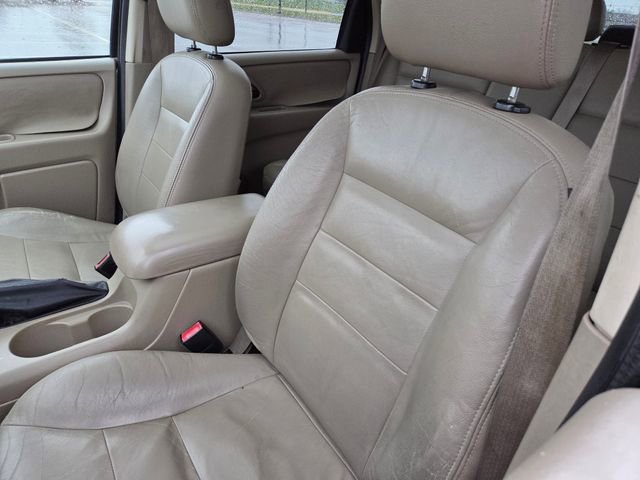 Used 2007 Ford Escape XLT AWD/4WD image 25