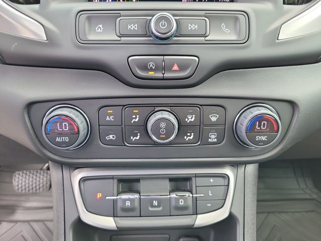 Used 2024 GMC Terrain SLE w/ Driver Convenience Package FWD image 22