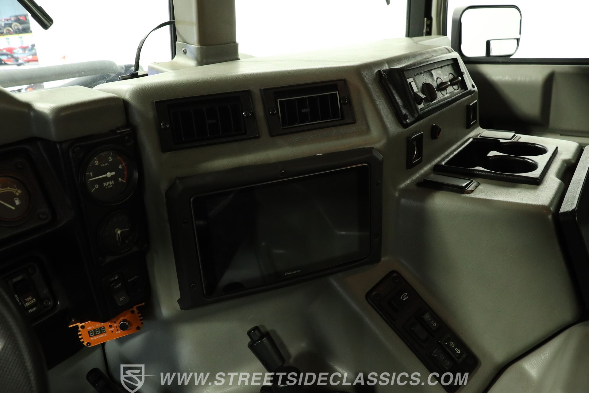 Used 2000 HUMMER H1 4-Door Open Top AWD/4WD image 40