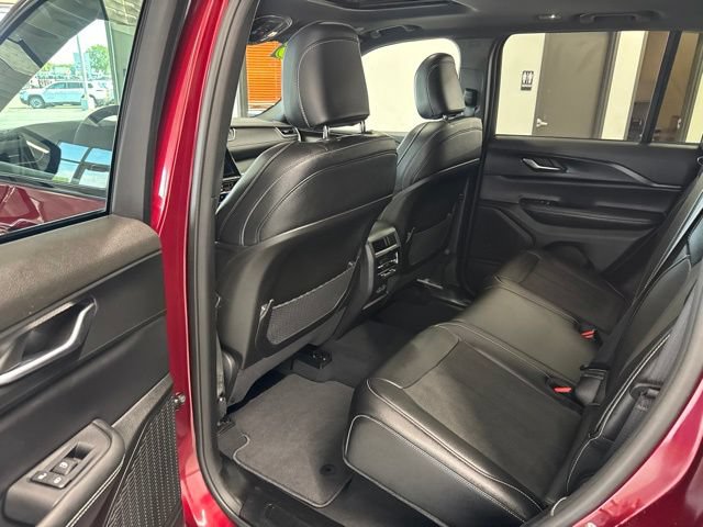 Used 2023 Jeep Grand Cherokee Altitude AWD/4WD image 22