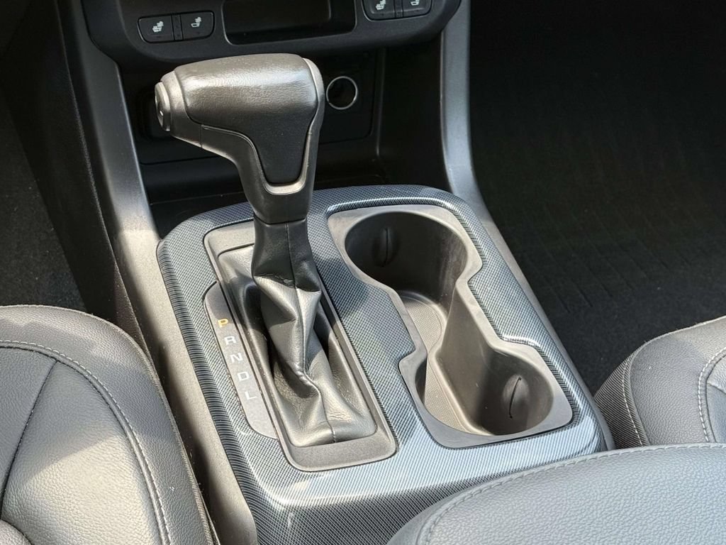 Used 2019 Chevrolet Colorado Z71 AWD/4WD image 17