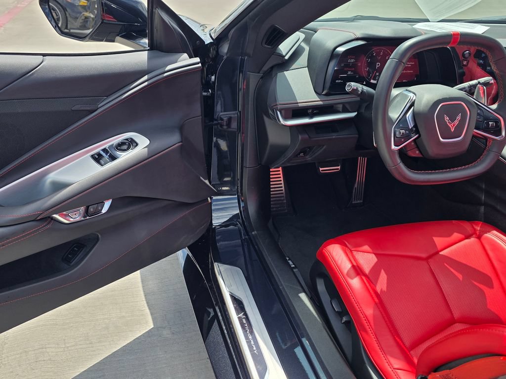 Used 2024 Chevrolet Corvette Stingray Coupe w/ Z51 Performance Package RWD image 28