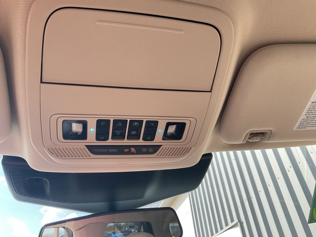 Used 2022 Ford Explorer XLT w/ Equipment Group 202A image 17