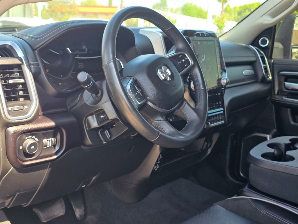 Used 2024 RAM 4500 Laramie image 14