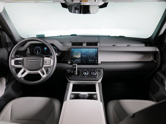 Certified 2025 Land Rover Defender 110 S AWD/4WD image 4