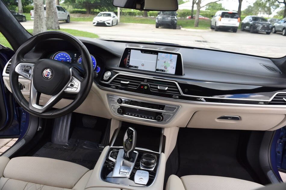 Used 2017 BMW ALPINA B7 xDrive AWD/4WD image 55