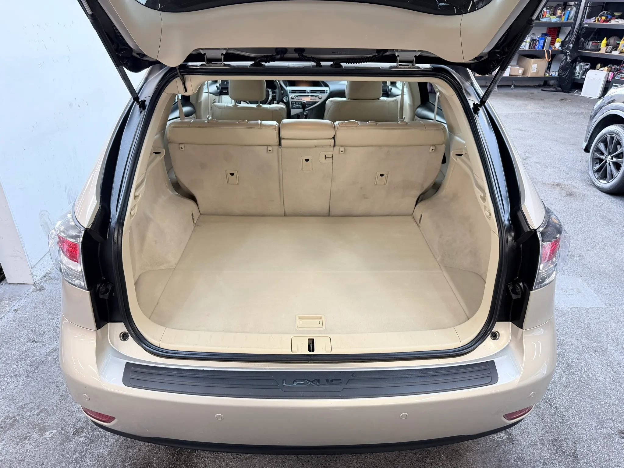 Used 2013 Lexus RX 350 AWD w/ Premium Pkg image 24