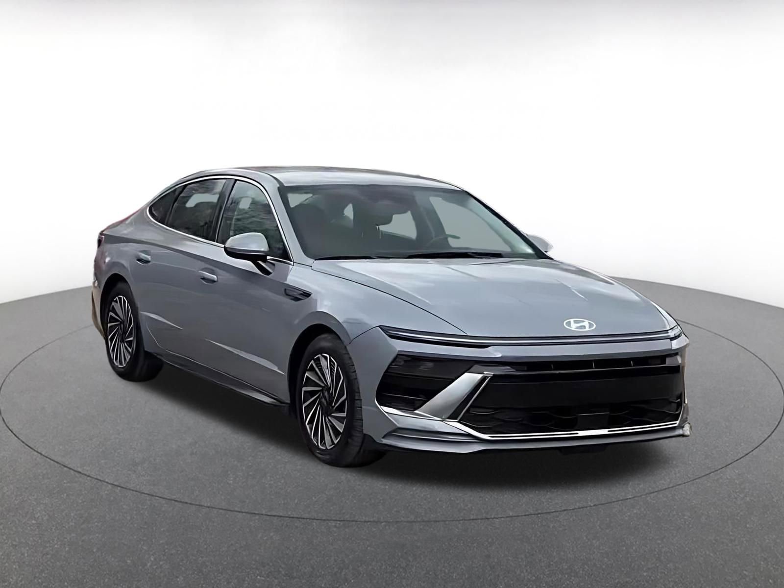 Used 2025 Hyundai Sonata SEL image 3