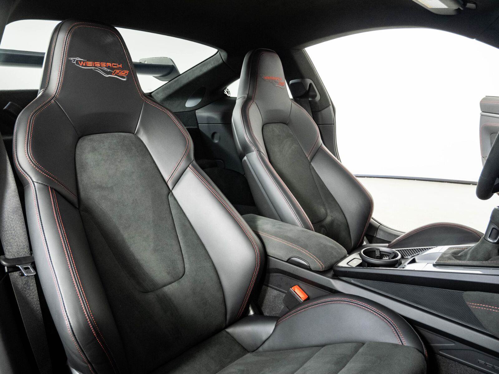 Certified 2025 Porsche 911 GT3 RS RWD image 18