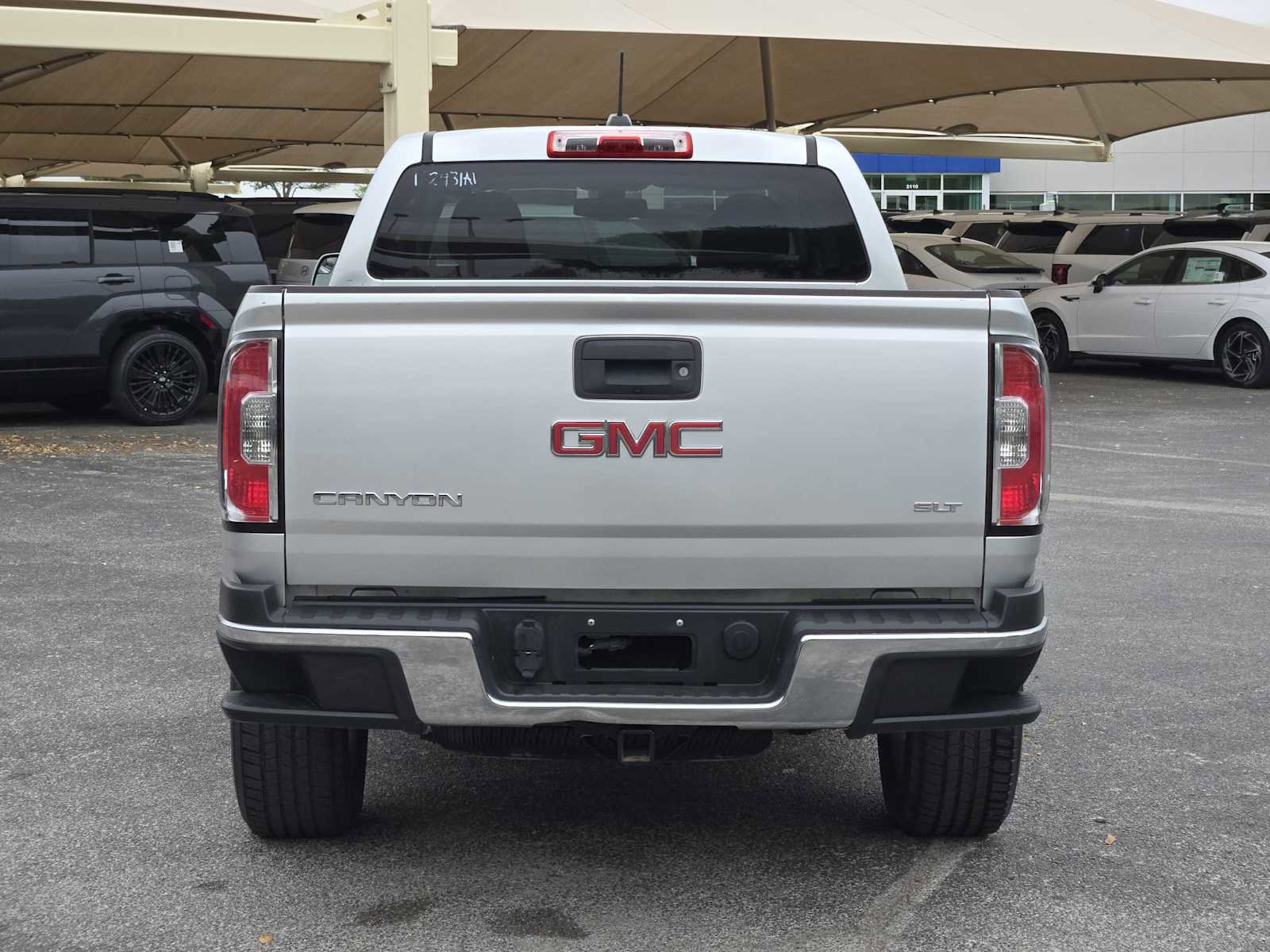 Used 2015 GMC Canyon SLT image 6