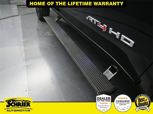 Used 2022 GMC Sierra 2500 AT4 image 45