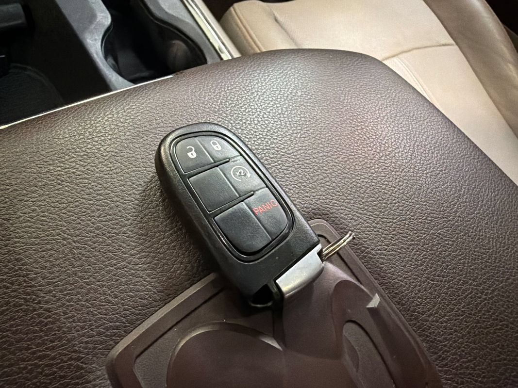 Used 2018 RAM 3500 Laramie w/ Convenience Group AWD/4WD image 54