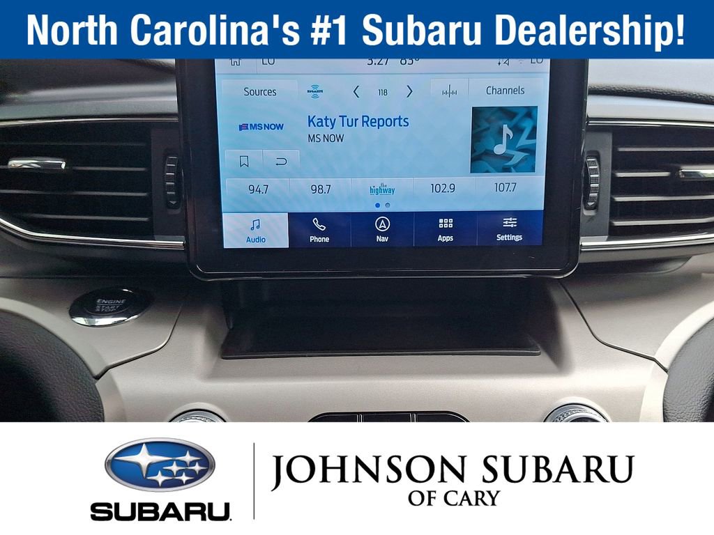 Used 2022 Ford Explorer XLT w/ Equipment Group 202A image 16