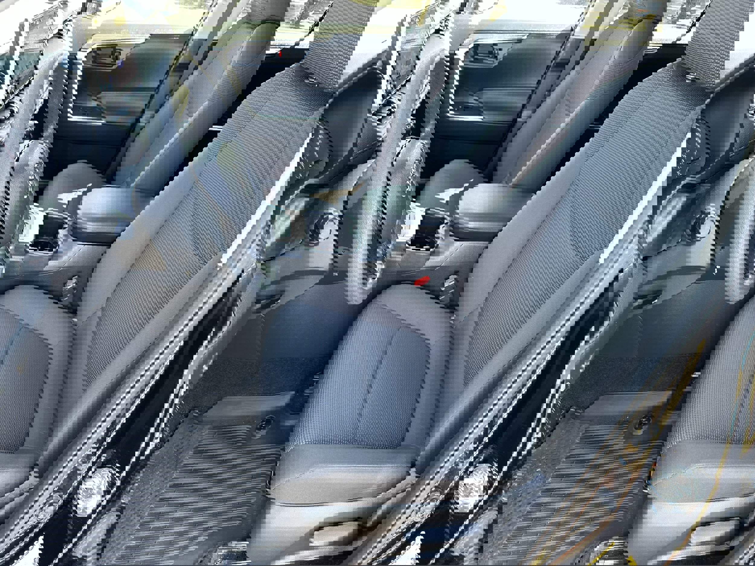 Used 2023 Toyota RAV4 LE image 15