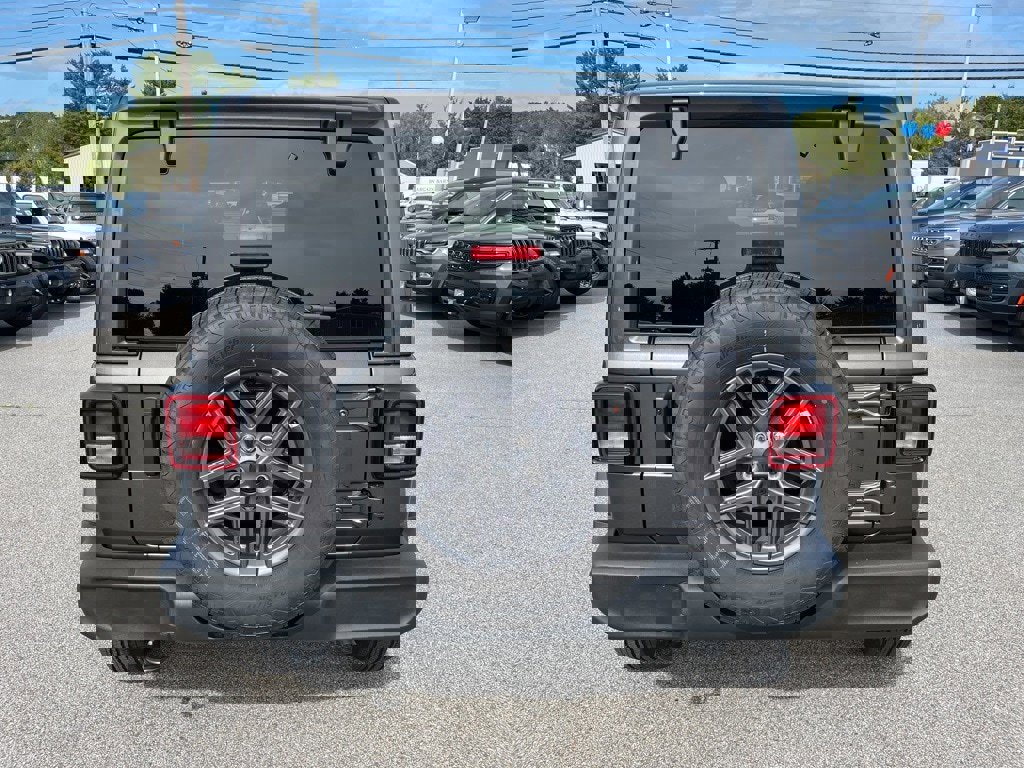 New 2025 Jeep Wrangler Sport S image 6