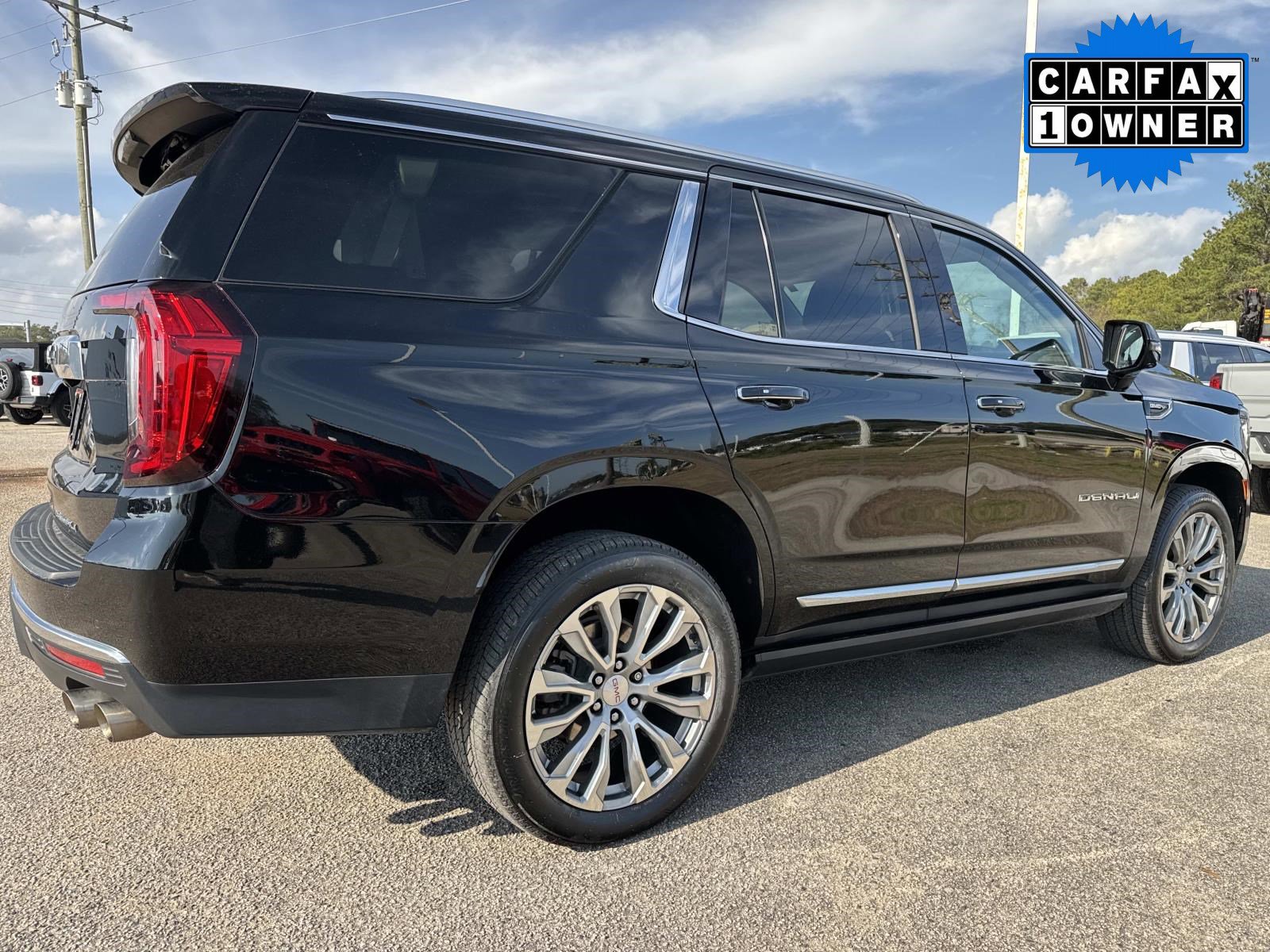 Used 2023 GMC Yukon Denali AWD/4WD image 4