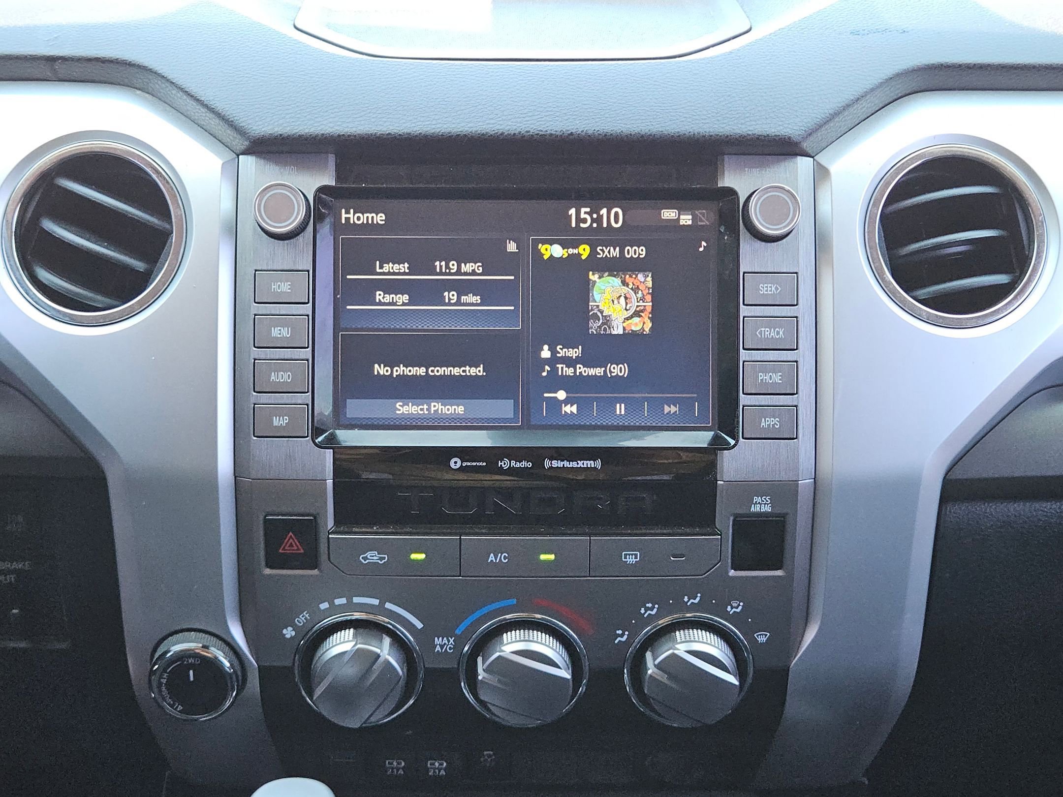 Used 2020 Toyota Tundra SR5 w/ SR5 Upgrade Package AWD/4WD image 17