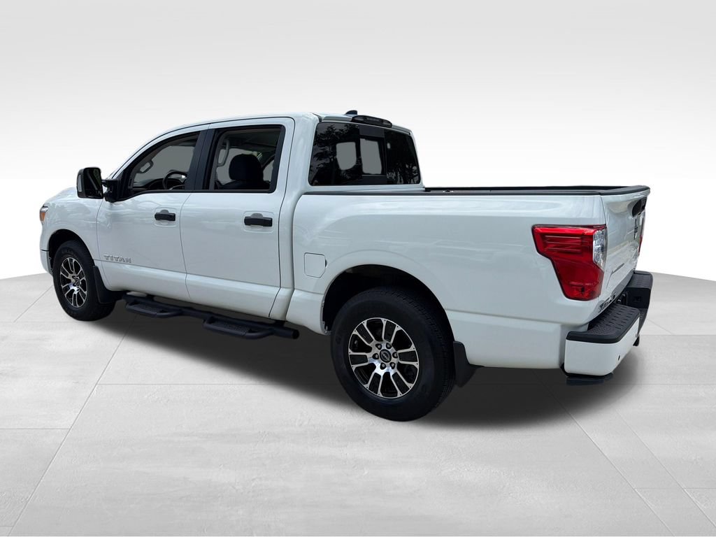 Certified 2024 Nissan Titan SV w/ SV Convenience Package AWD/4WD image 5