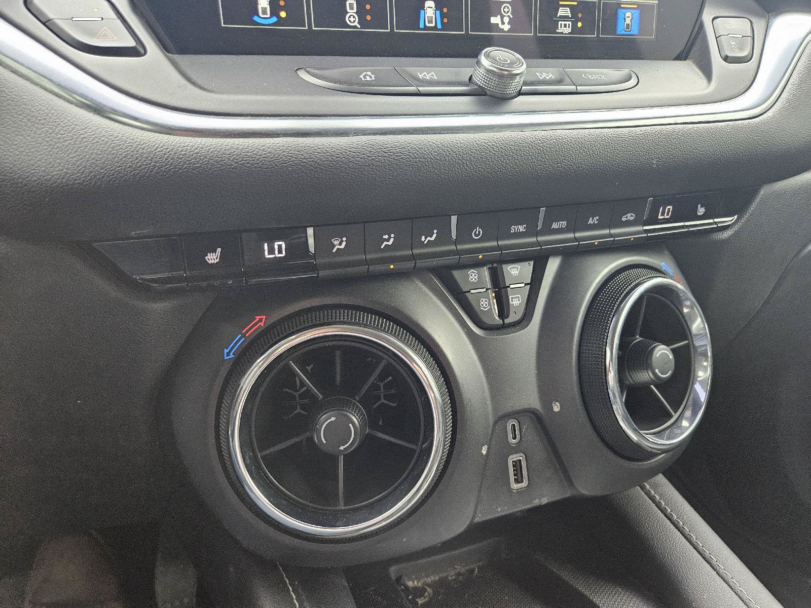 Used 2023 Chevrolet Blazer LT FWD image 17