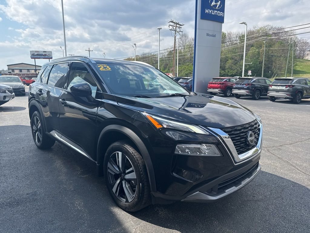 Used 2023 Nissan Rogue SL image 4