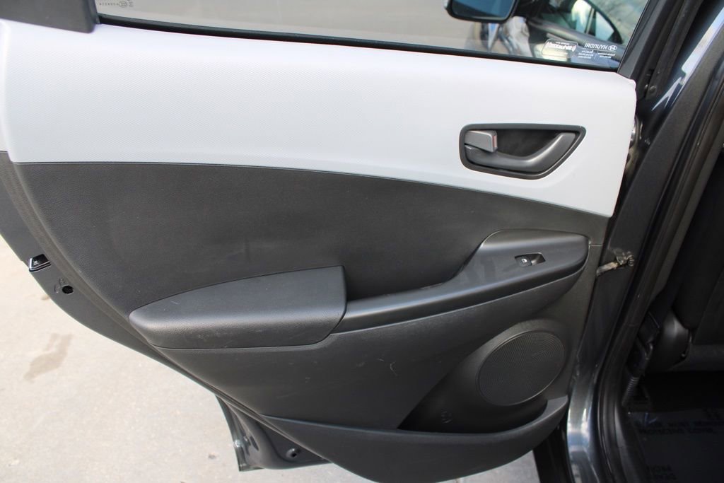 Used 2021 Hyundai Kona SEL w/ Cargo Package image 26