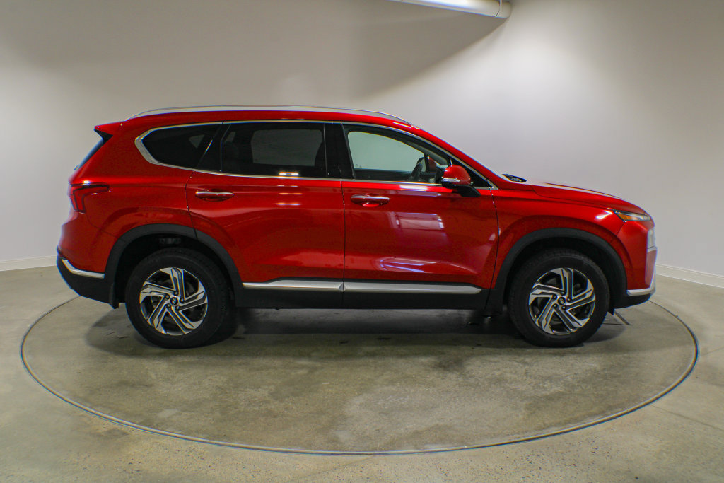 Used 2022 Hyundai Santa Fe SEL w/ Convenience + Premium Package AWD/4WD image 6