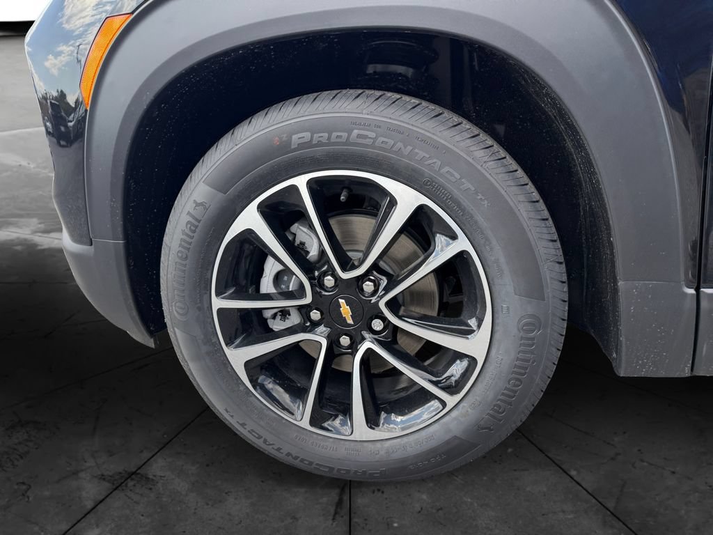 New 2026 Chevrolet TrailBlazer LT w/ Convenience Package FWD image 14