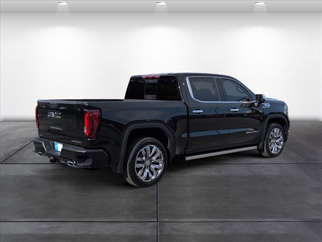 Used 2025 GMC Sierra 1500 Denali image 5