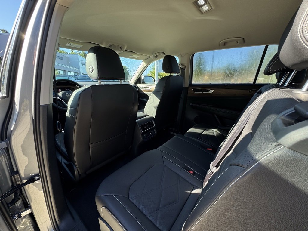 New 2026 Volkswagen Atlas SE image 24