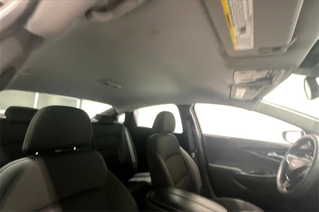 Used 2020 Chevrolet Malibu LT image 28