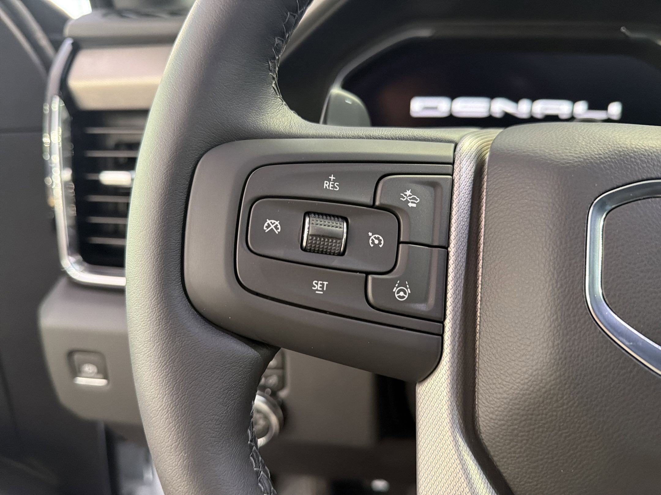 New 2026 GMC Sierra 1500 Denali w/ Technology Package image 10