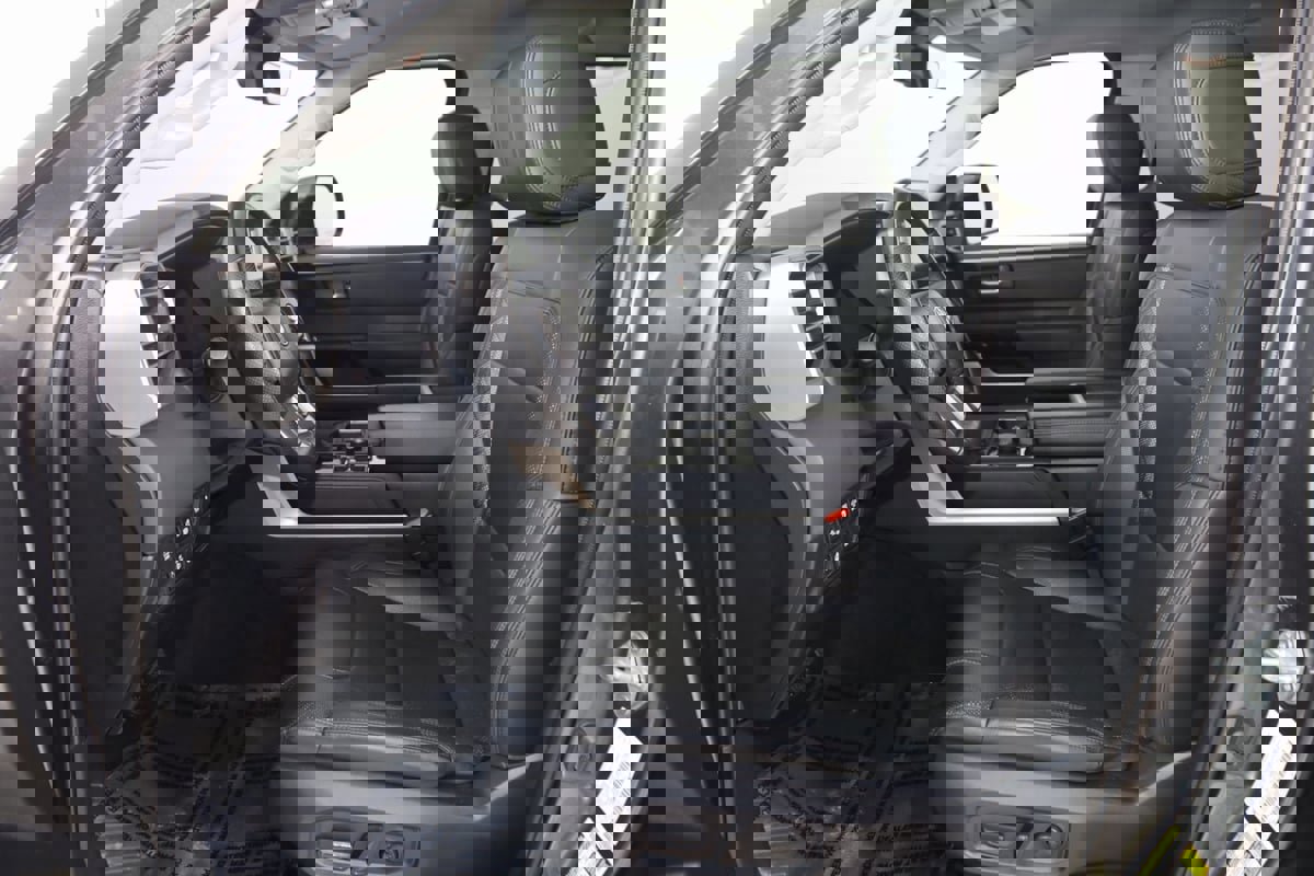 Used 2023 Toyota Tundra Limited image 11